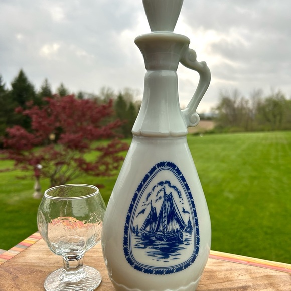 Vintage MCM Jim Beam 1963 Delft Blue Dutch Ship Windmill Decanter - Picture 10 of 10